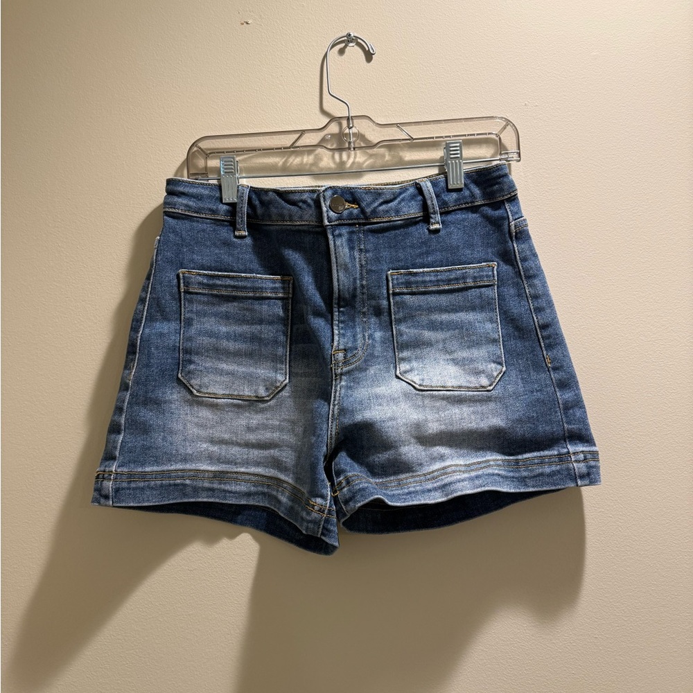 Stylish Denim Women's Jean Shorts
